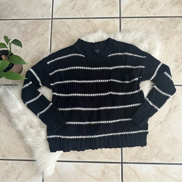 American Eagle Outfitters Sweaters - American Eagle Outfitters Striped Sweater